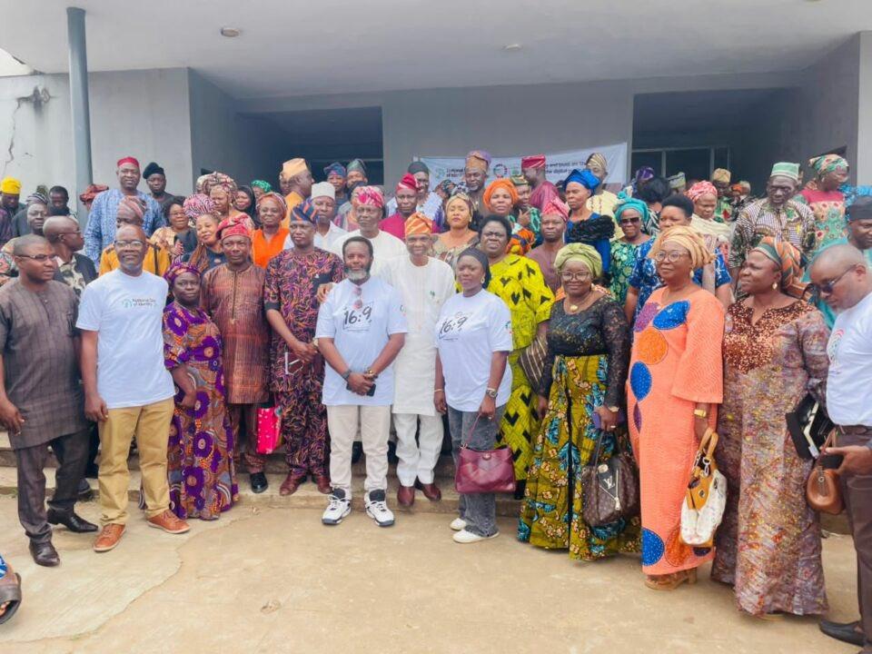 Oyo Government Prohibits ‘Sign Out’ Celebrations in Secondary Schools