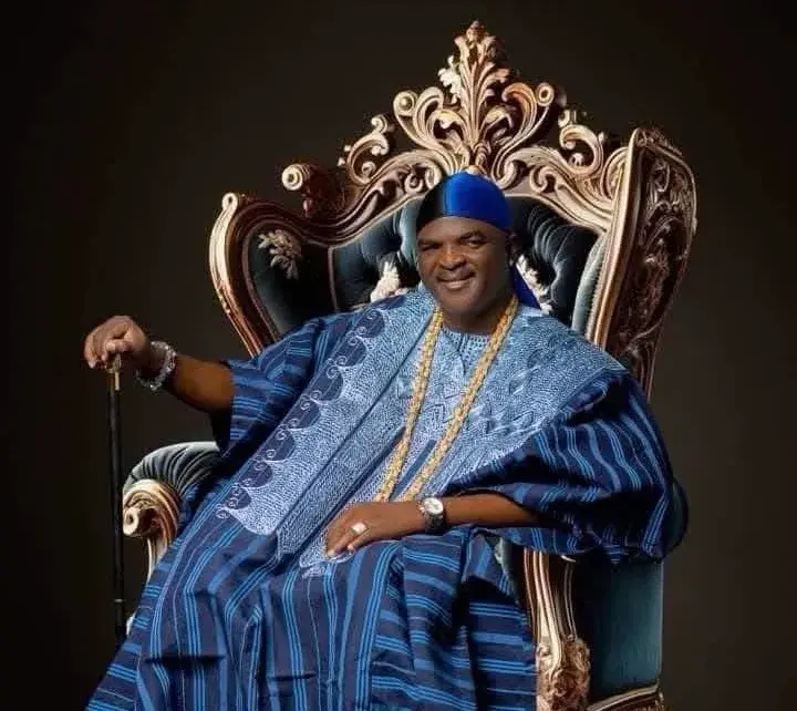 Obesere Gifts New House to Loyal Band Member, Others Get Lands at 60th Birthday