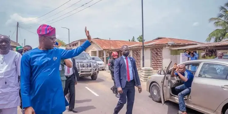 Makinde Constitutes 9-Member Governing Council for LAUTECH Teaching Hospital