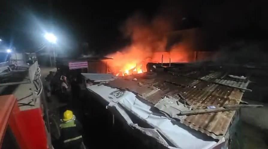 Fire razes three shops, others in Oyo