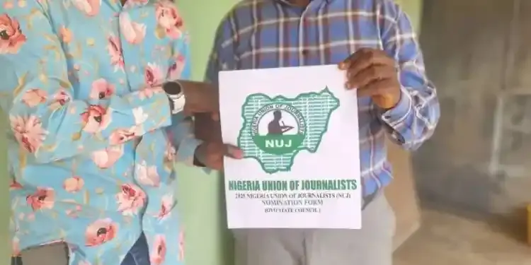 Adeniji Olamide Picks Nomination Form for NUJ Oyo Council Secretary