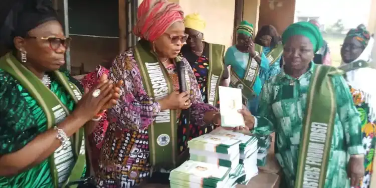 Ibadan Descendant Sisters Forum Marks 4th Anniversary with Donations to School and Rehabilitation Centre