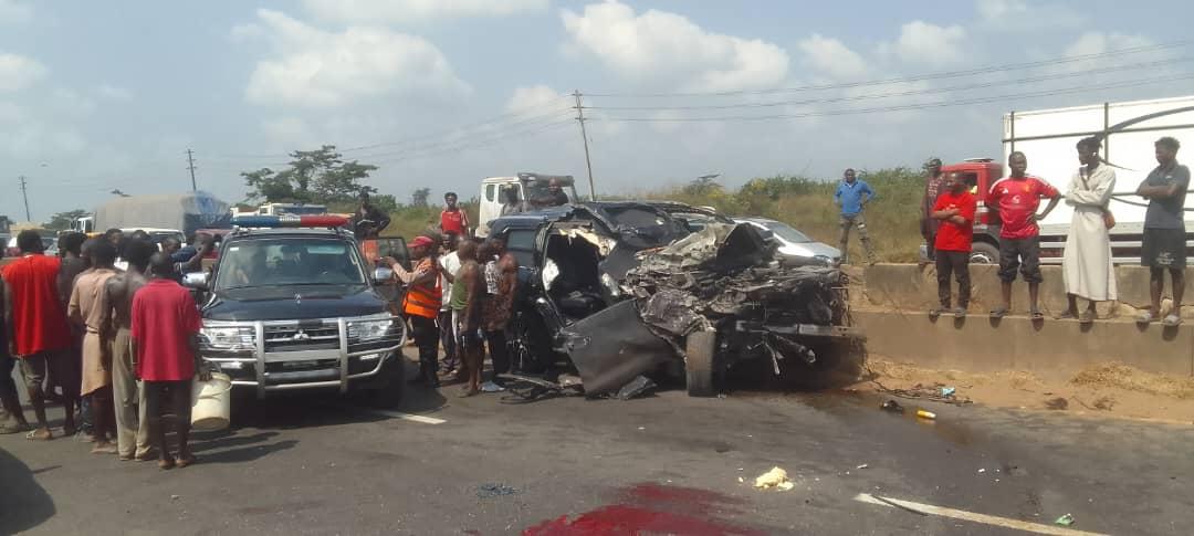 Tragedy as Accident Claims Six Lives on Lagos-Ibadan Expressway