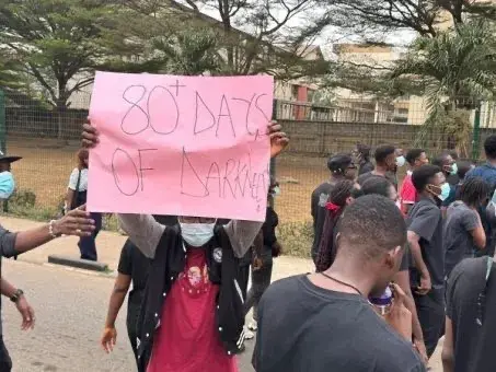 Students Protest 82-Day Power Outage at UCH